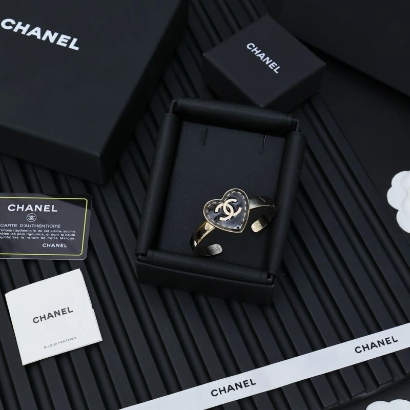 OdorResistant Chanel Bracelets 230868