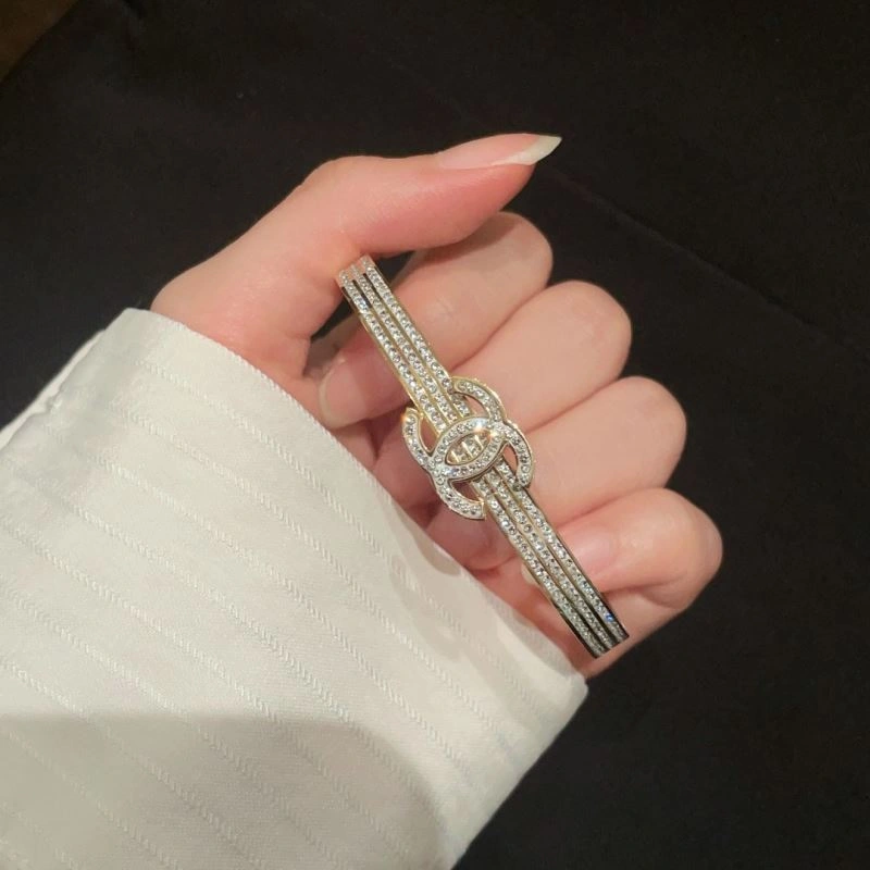 Breathable Chanel Bracelets 230917