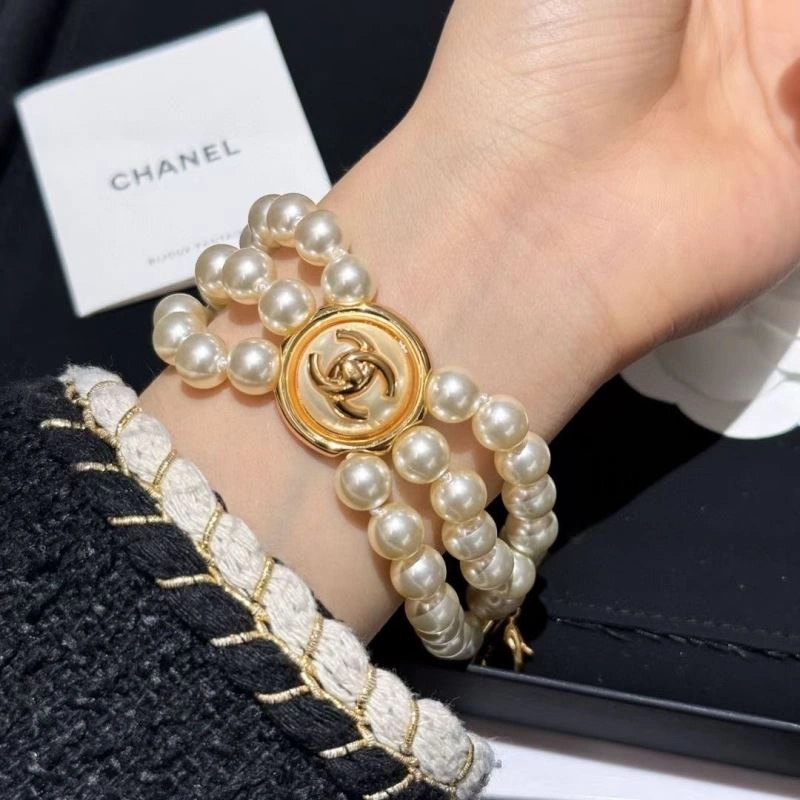 Chanel Bracelets Fashionable 230827