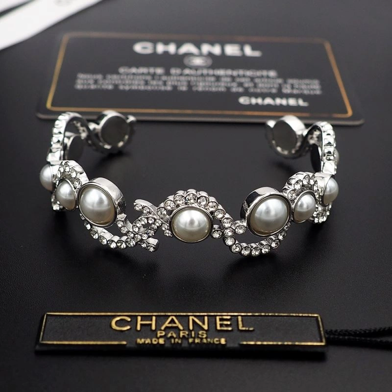 Chanel Bracelets Durable 232403