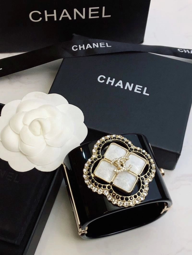 Stretchable Chanel Bracelets 232377