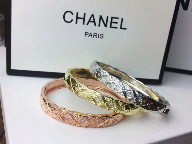 Stretchable Chanel Bracelets 231965