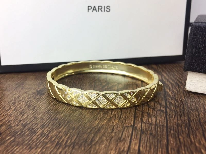Stretchable Chanel Bracelets 231965