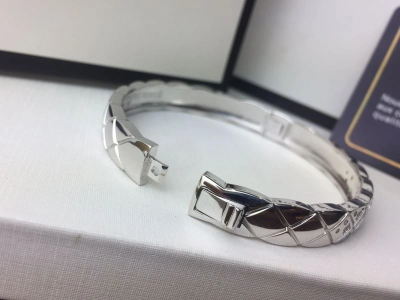 Stretchable Chanel Bracelets 231965