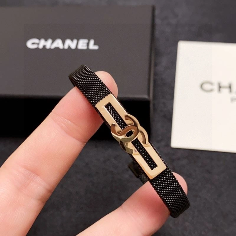 Bold Chanel Bracelets 231955