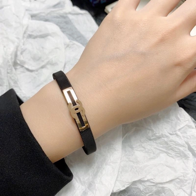 Bold Chanel Bracelets 231955