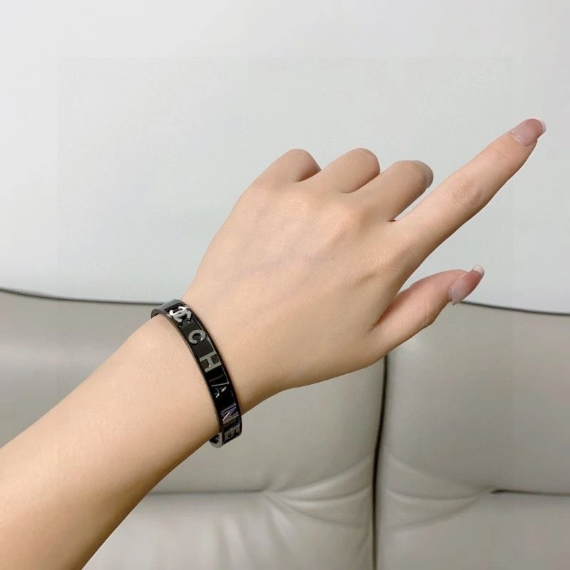 Sophisticated Chanel Bracelets 231995