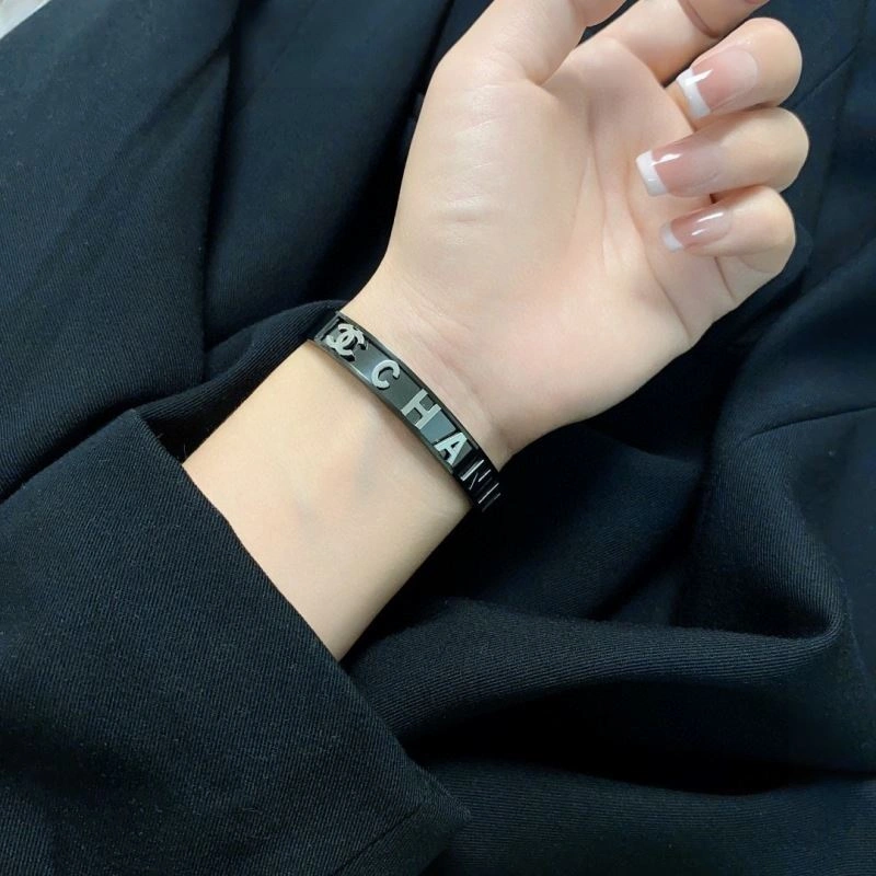 Sophisticated Chanel Bracelets 231995