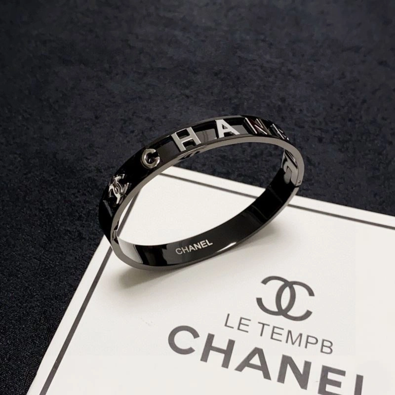 Sophisticated Chanel Bracelets 231995