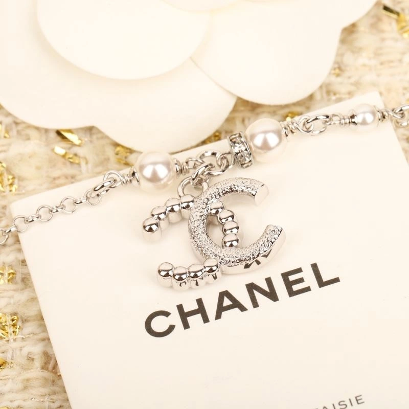 Attractive Chanel Bracelets 231956