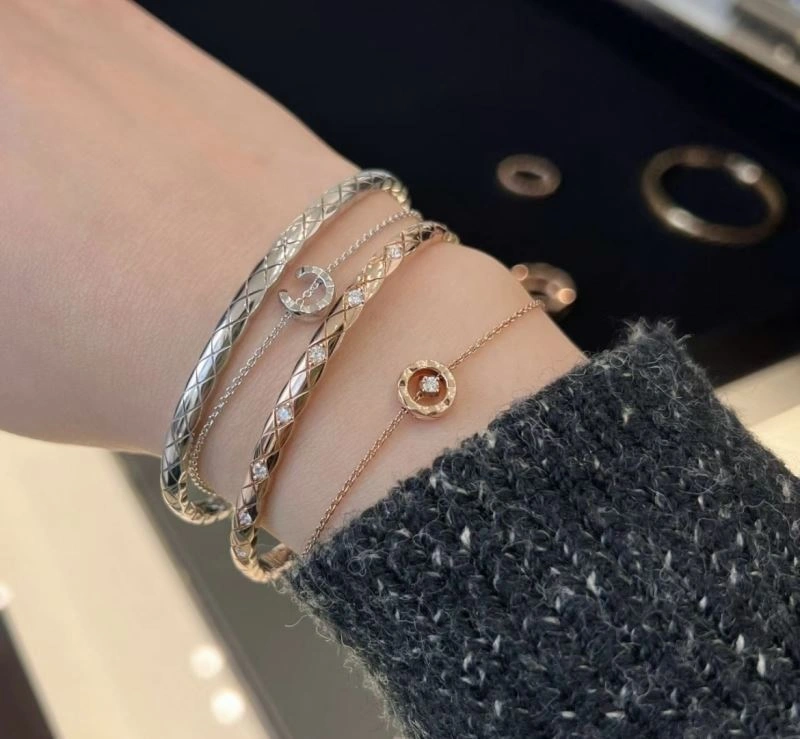 Modern Chanel Bracelets 231943