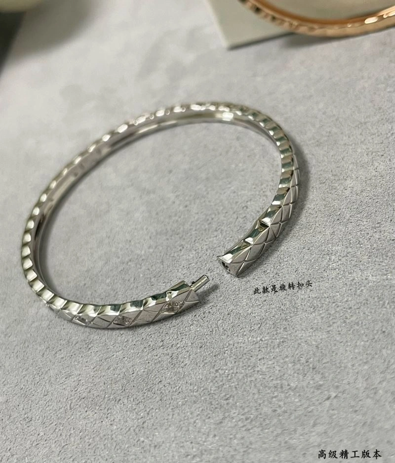 Modern Chanel Bracelets 231943