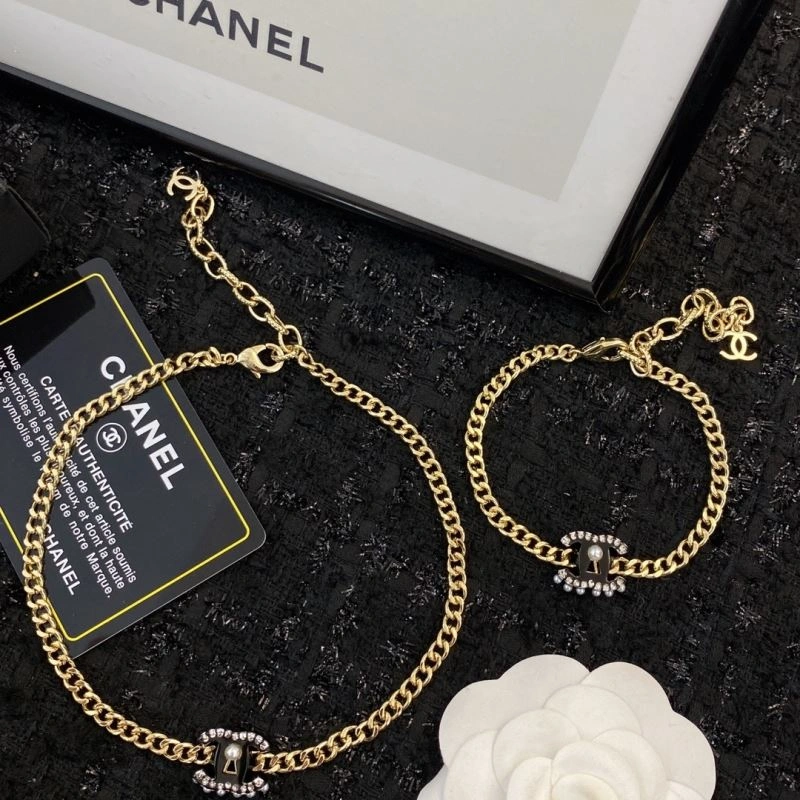 UrbanStyle Chanel Bracelets 231938