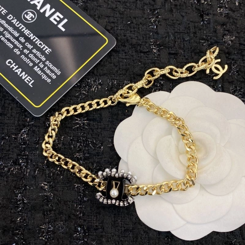 UrbanStyle Chanel Bracelets 231938