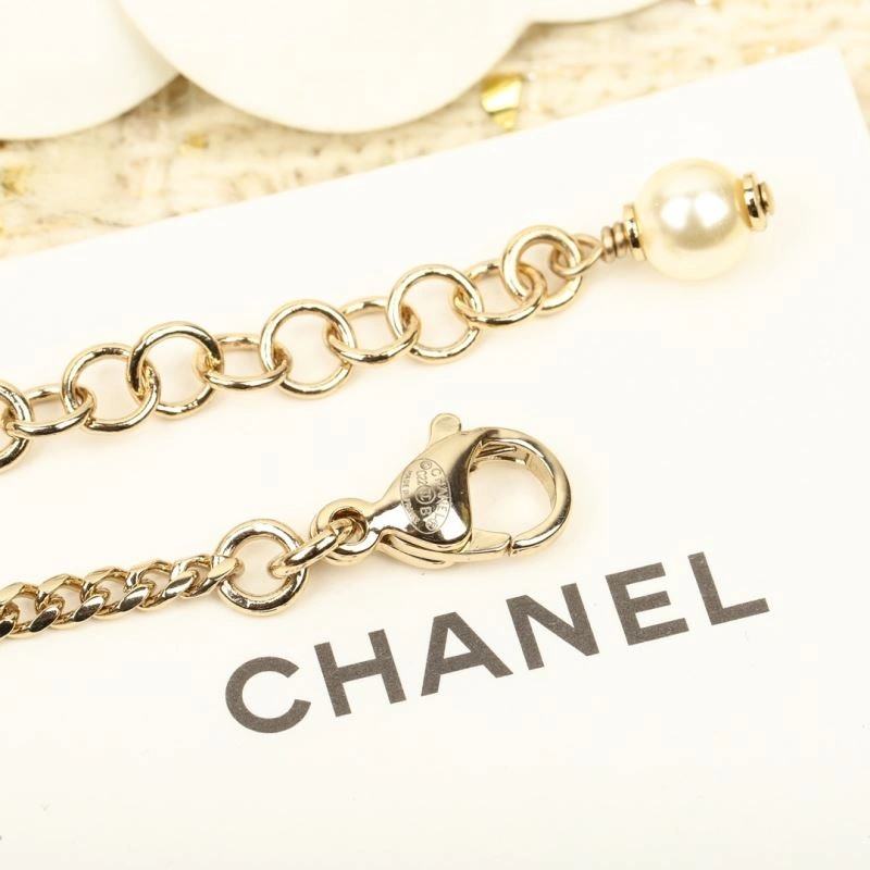 Sporty Chanel Bracelets 231930
