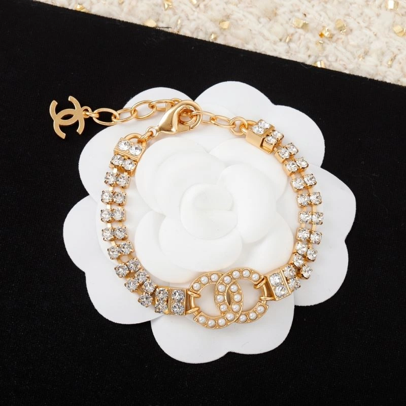 Durable Chanel Bracelets 231923