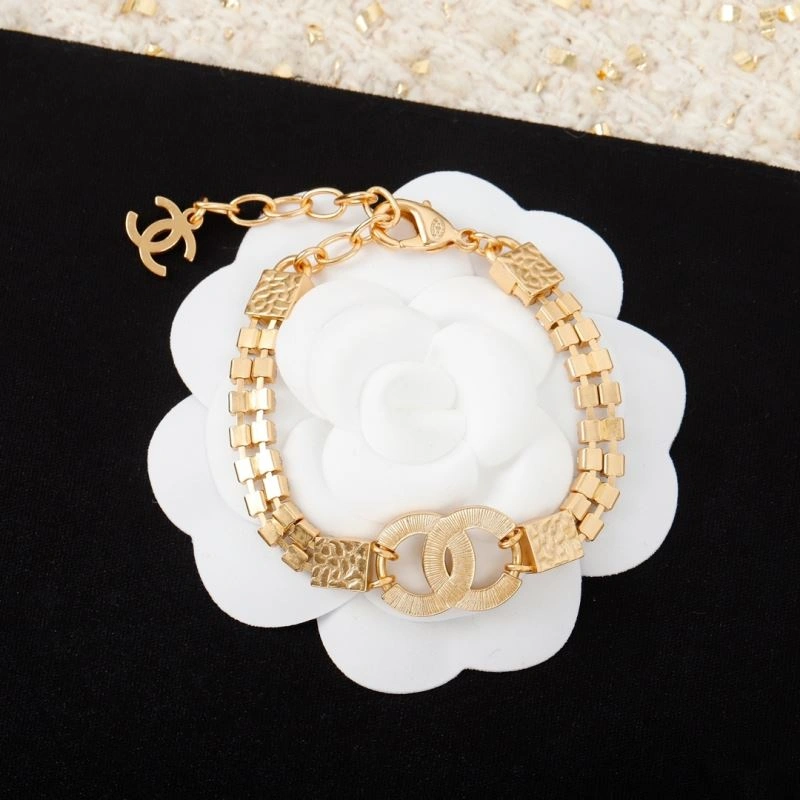Durable Chanel Bracelets 231923
