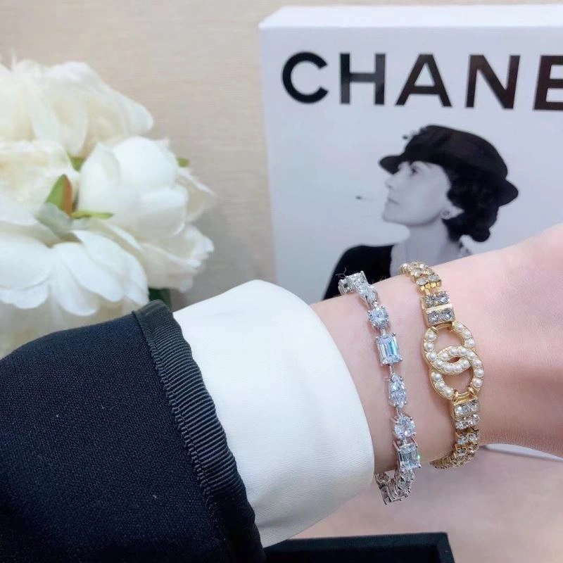 Durable Chanel Bracelets 231923