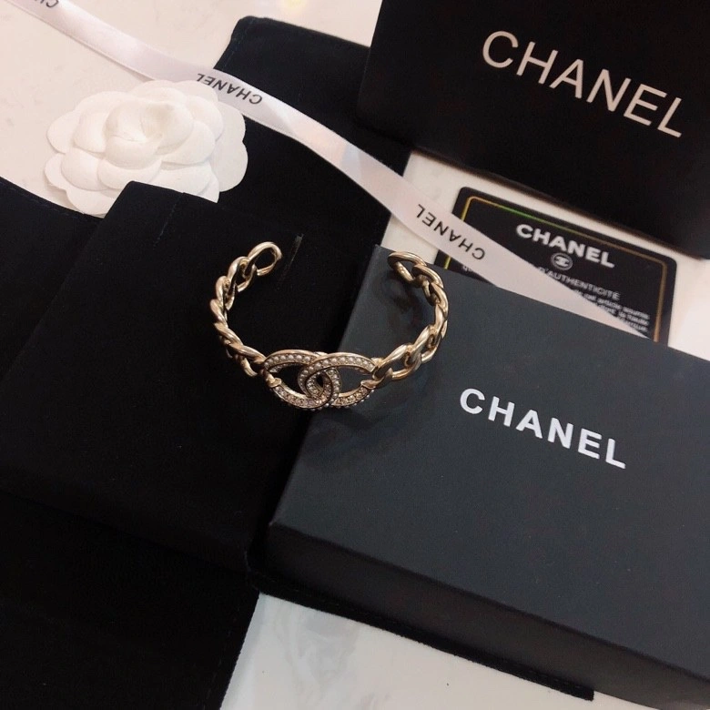Chanel Bracelets FreshLook 230409