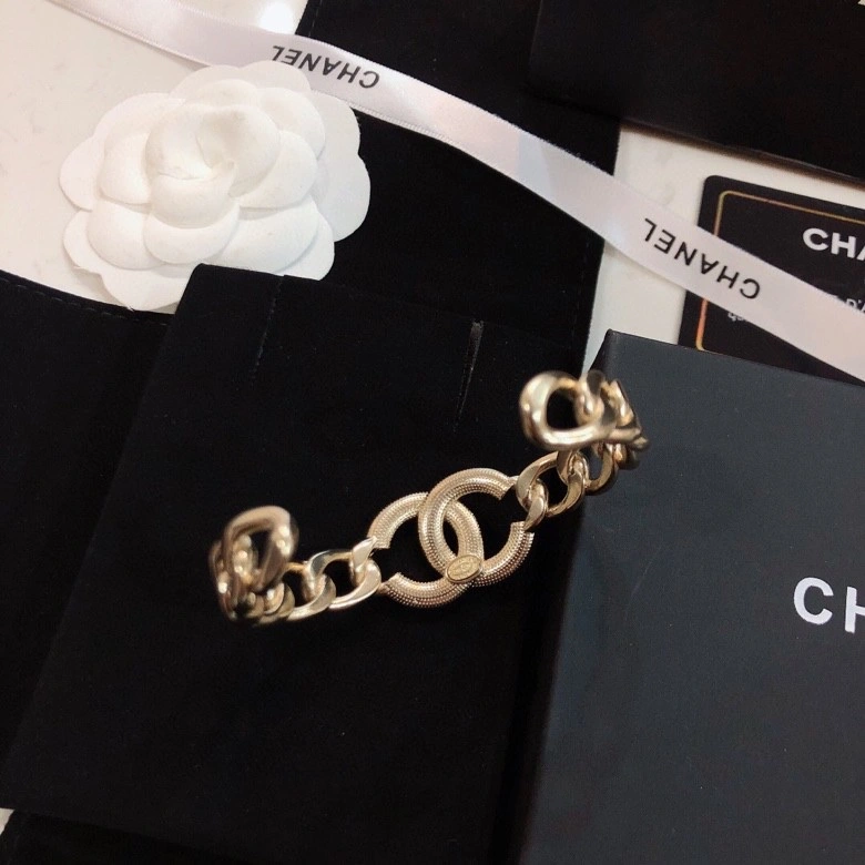 Chanel Bracelets FreshLook 230409