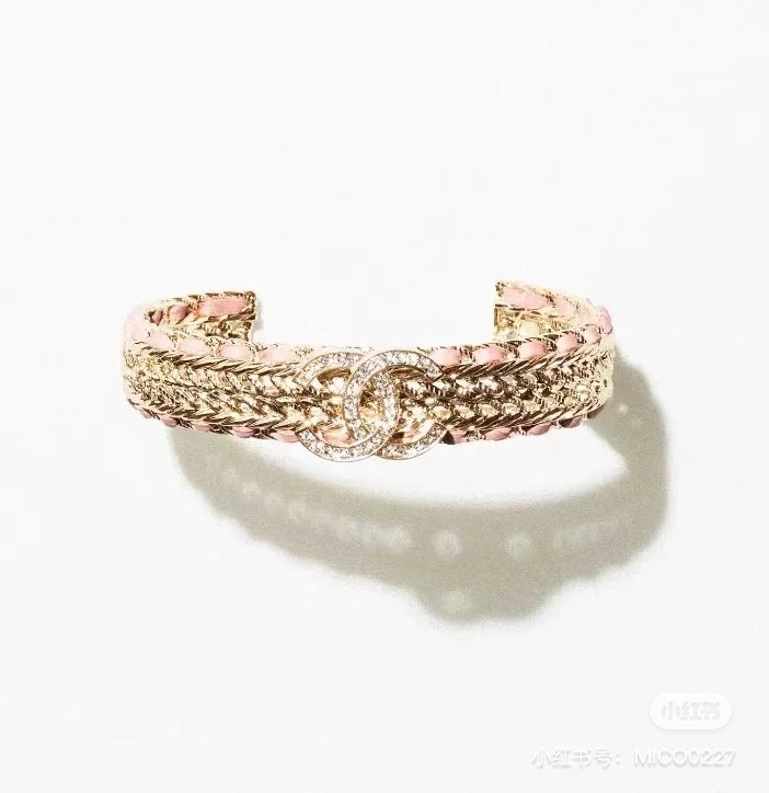 Tailored Chanel Bracelets 230349