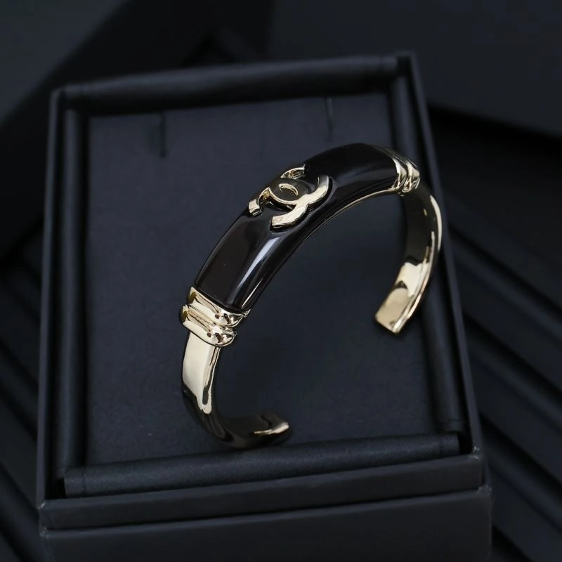 Chanel Bracelets ZipUp 230382