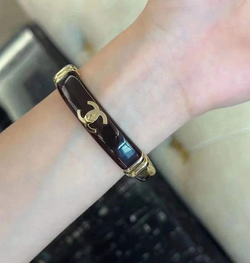 Chanel Bracelets ZipUp 230382