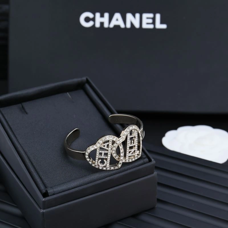 Chanel Bracelets Sustainable 230347