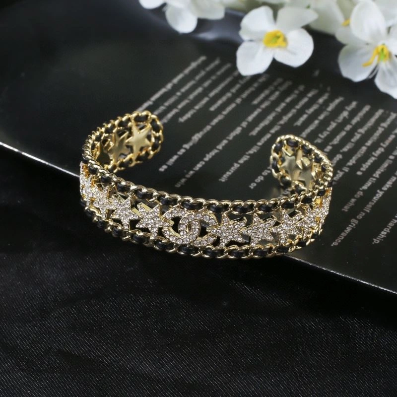 Chanel Bracelets Vibrant 230335