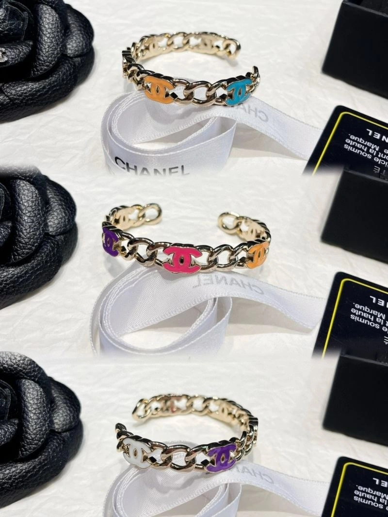 Cozy Chanel Bracelets 230345