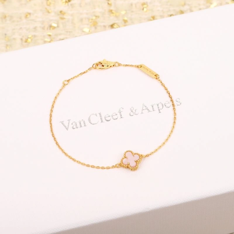 Chanel Bracelets SmartChoice 230379