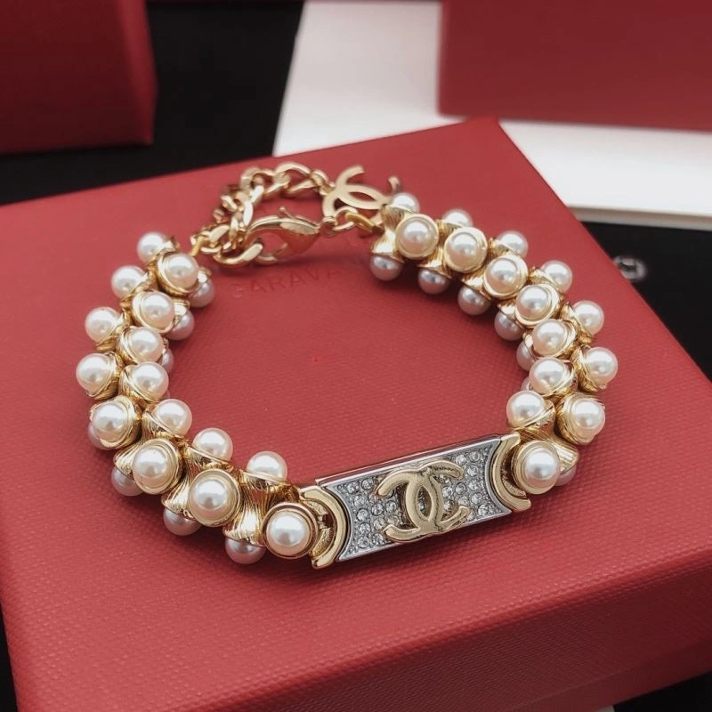 Chic Chanel Bracelets 218805
