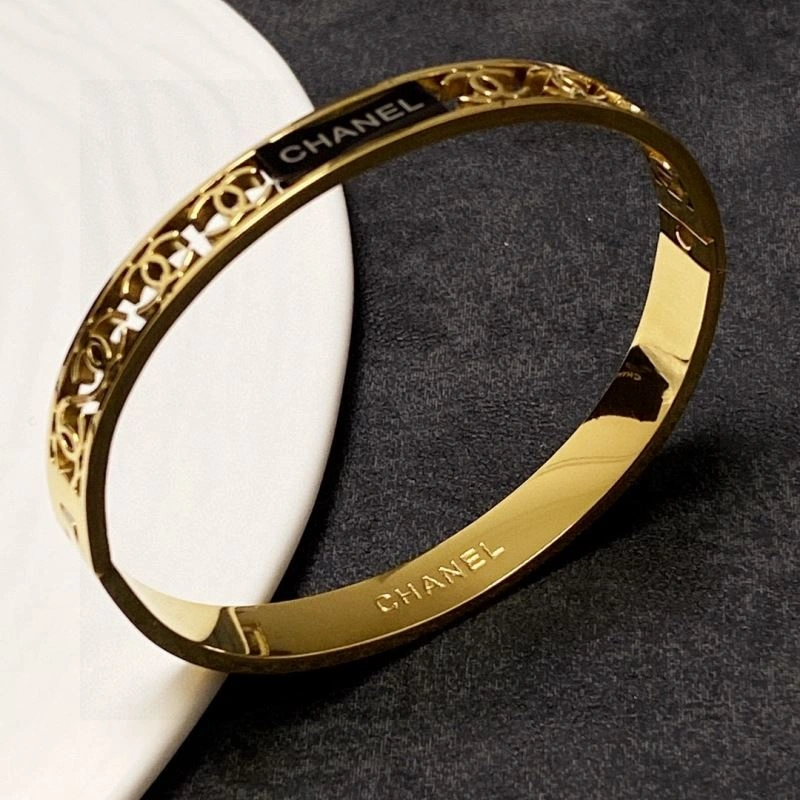 Chanel Bracelets Chic 230338