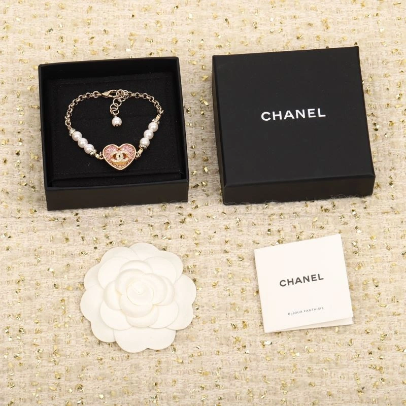 Fashionable Chanel Bracelets 230320