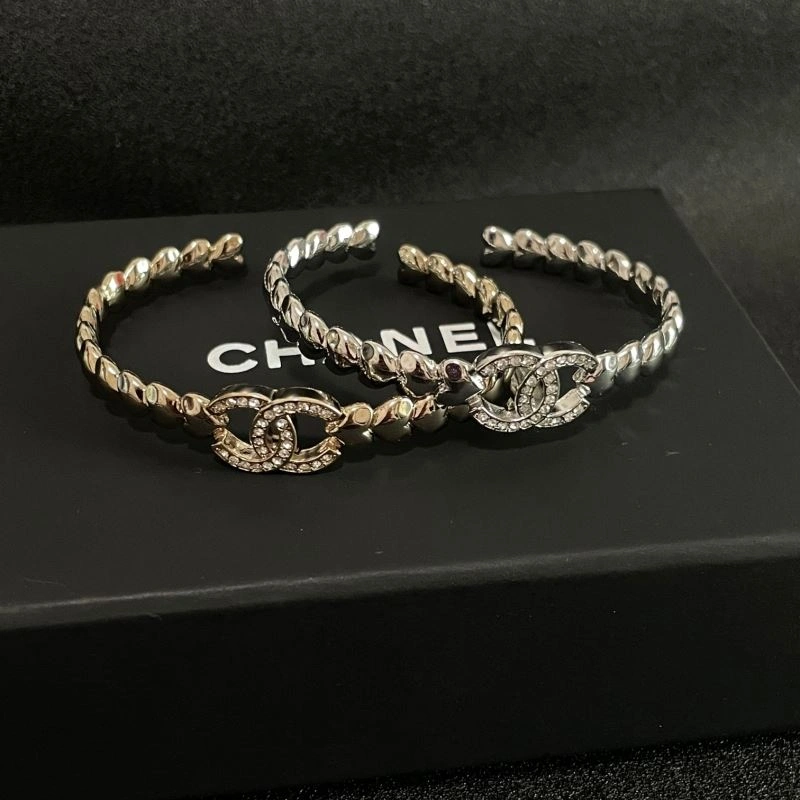 SoftTouch Chanel Bracelets 230348