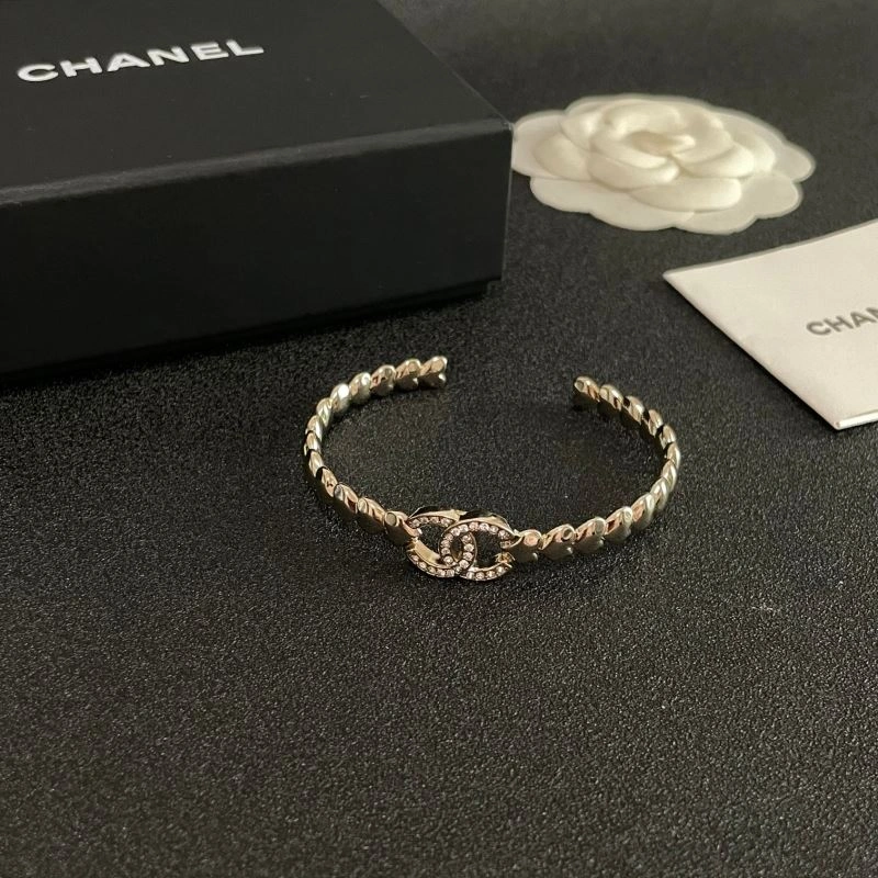 Trendy Chanel Bracelets 230361