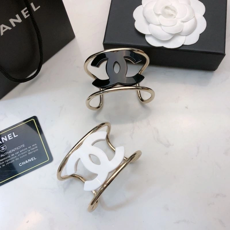 Original Chanel Bracelets 230310
