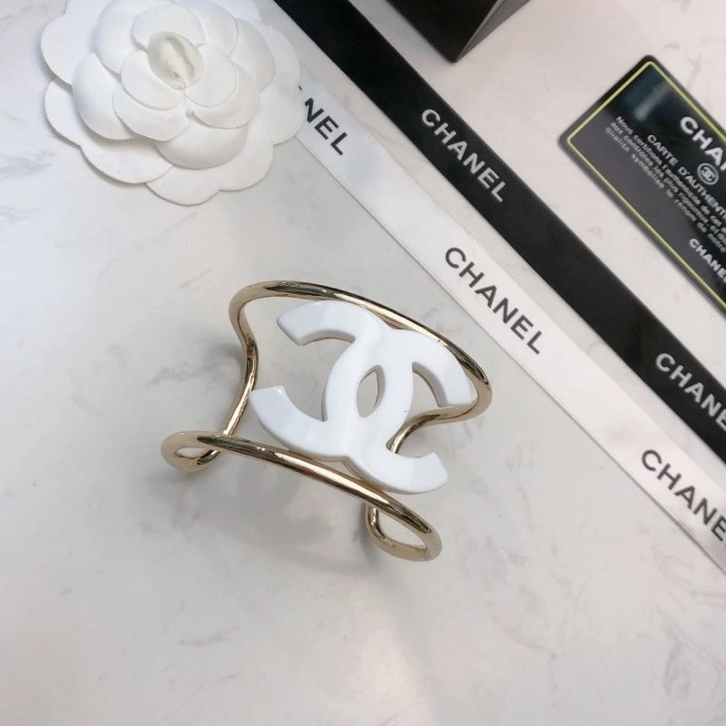 Original Chanel Bracelets 230310