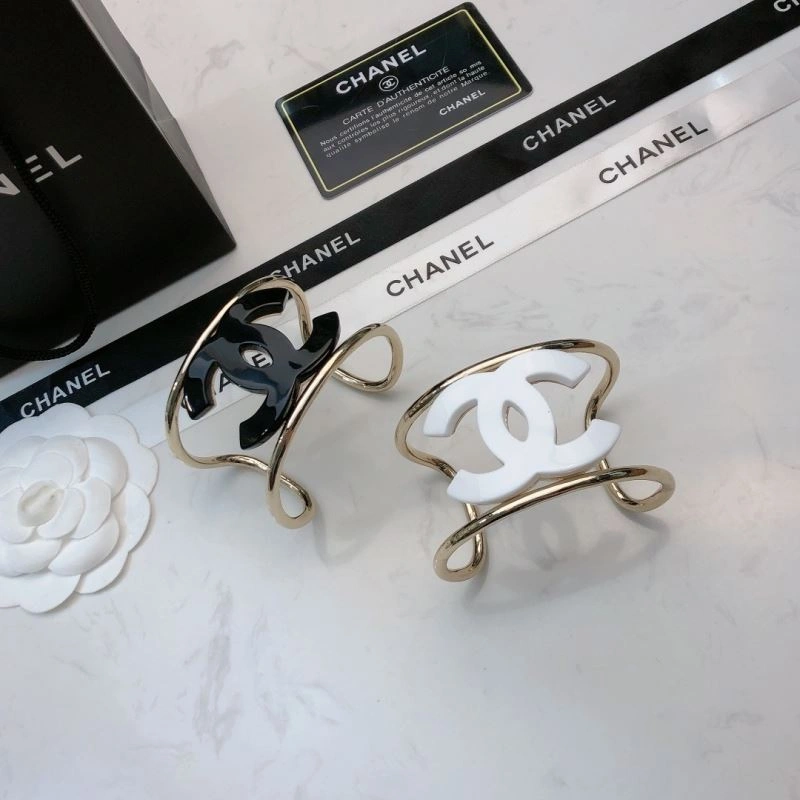 Original Chanel Bracelets 230310