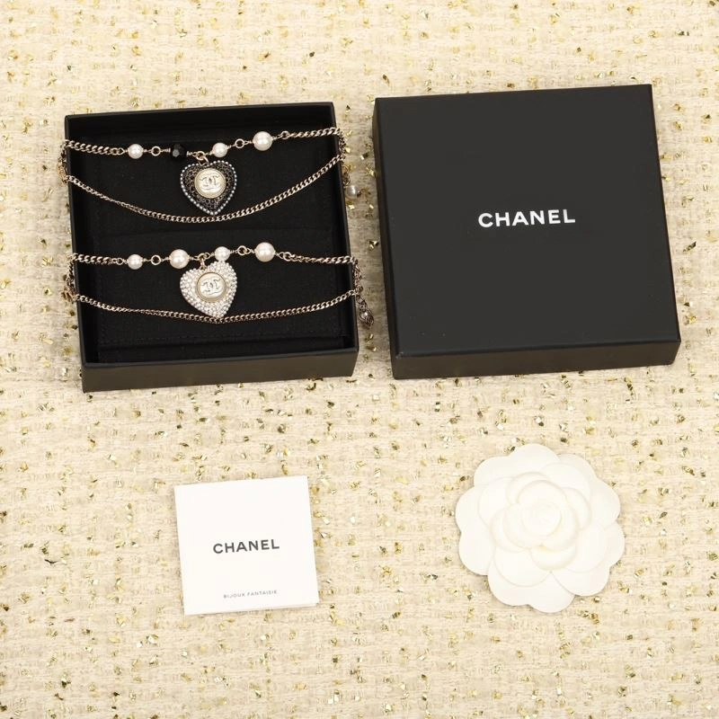 Chanel Bracelets Attractive 230328