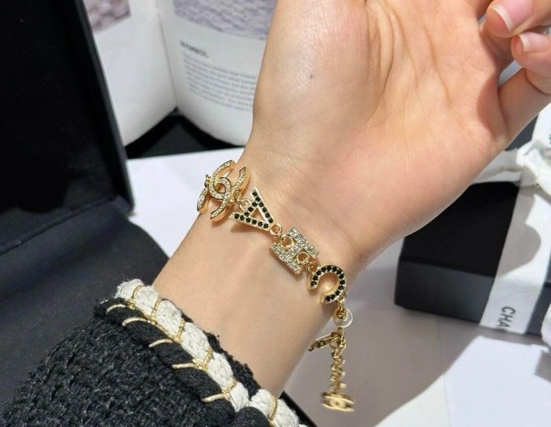 Chanel Bracelets Popular 230394