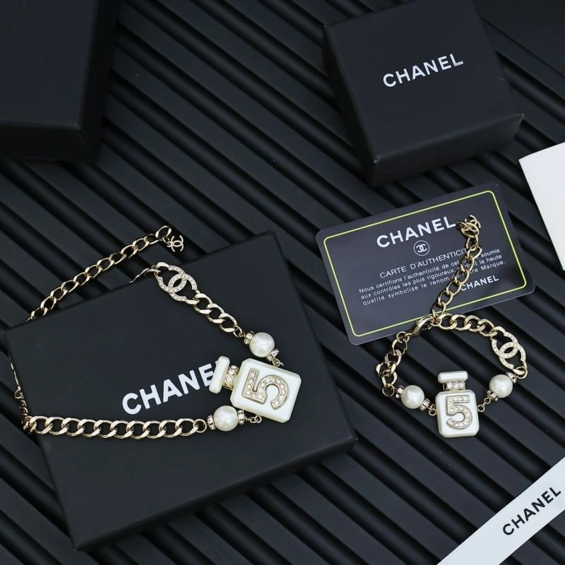 Chanel Bracelets Sporty 230305