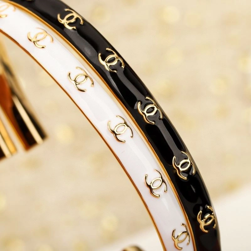 RelaxedFit Chanel Bracelets 230301