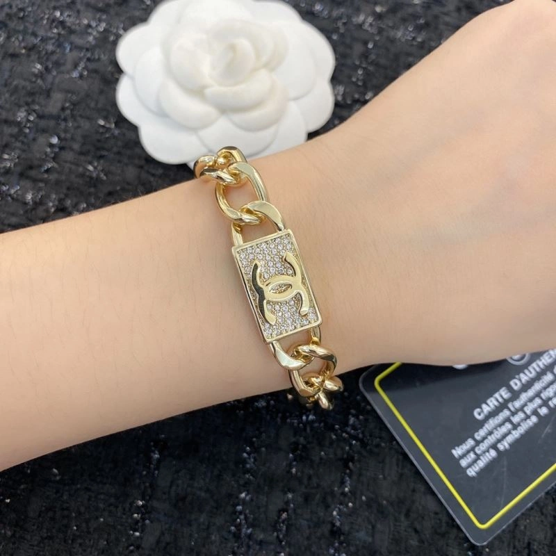 NewStyle Chanel Bracelets 229322