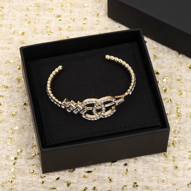 DailyWear Chanel Bracelets 229318