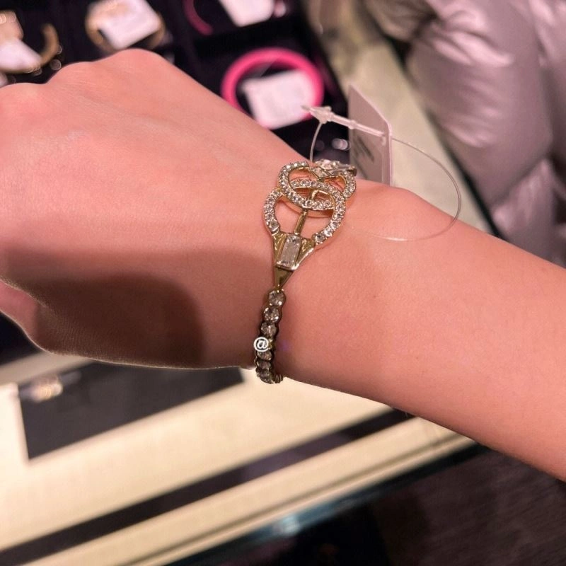 DailyWear Chanel Bracelets 229318
