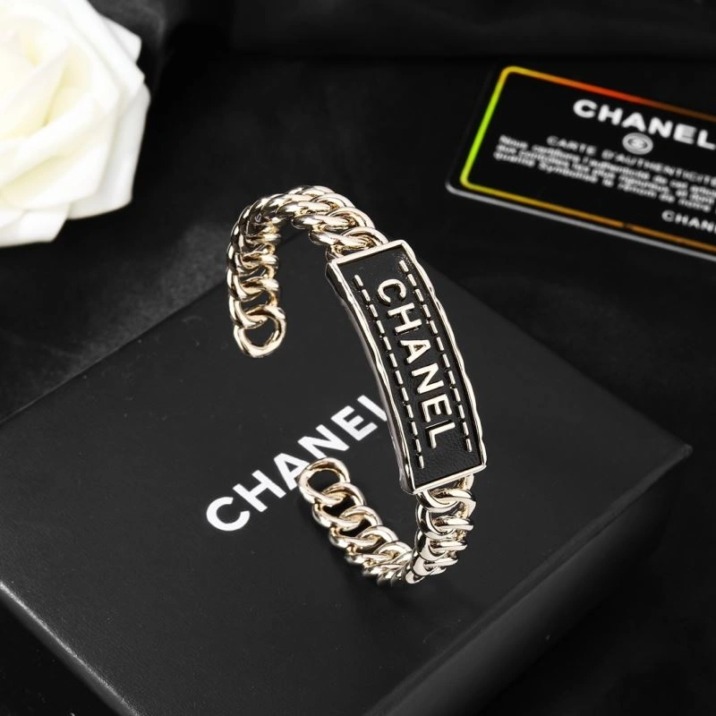Chanel Bracelets Casual 229316