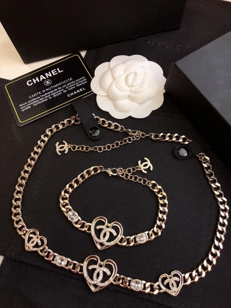 Flexible Chanel Bracelets 229310