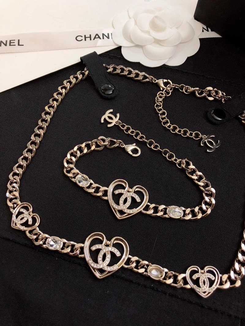 Flexible Chanel Bracelets 229310