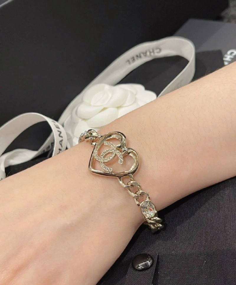 Flexible Chanel Bracelets 229310
